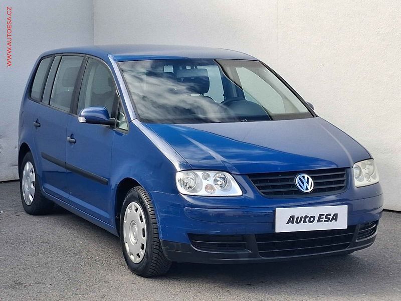 Volkswagen Touran (2005) 1.9 TDi, 2.maj,ČR, Klima - fotografie inzerátu