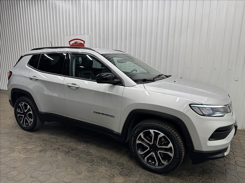 Jeep Compass 1.3 T4 4xE HYBRID LIMITED DPH - fotka 11 z 43