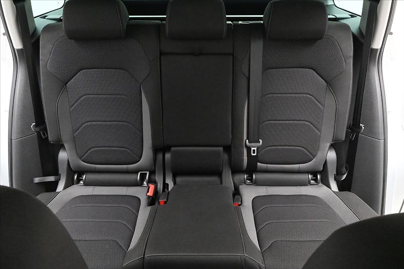 Škoda Kodiaq 2,0 TDI 110kW DSG Navi Tažné Z - fotka 27 z 31