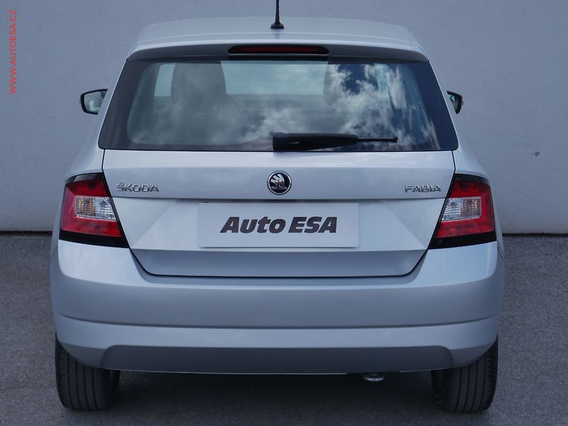 Škoda Fabia (2018) 1.0 MPi, ČR, Trumf, STK5/28 - fotka 5 z 17