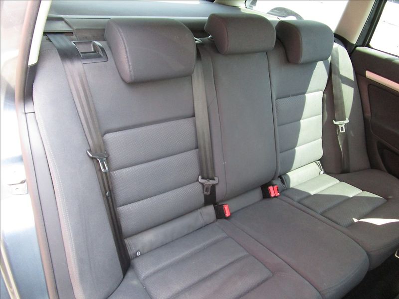 Škoda Octavia Combi 1.9TDi 4x4, aut. Klima - fotka 23 z 38
