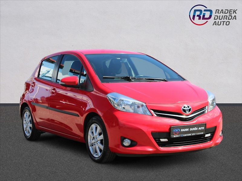 Toyota Yaris 1,3 VVT-i  NOVÉ V ČR,TAŽNÉ - fotka 3 z 25