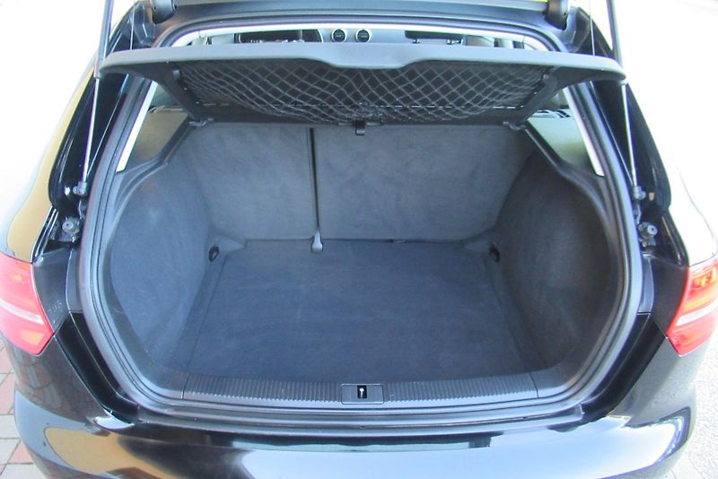 Audi A3 1.2 TFSI AUT. KLIMA - fotka 18 z 21