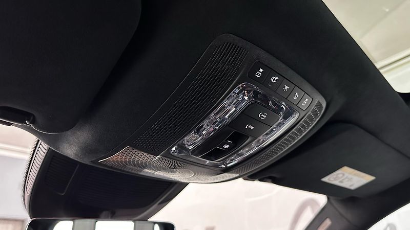 Mercedes-Benz GLS 63 AMG / TOP VÝBAVA - fotka 45 z 68
