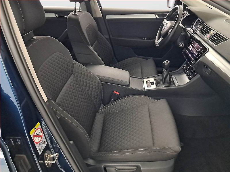 Škoda Superb (2019) 2.0 TDI, Serv.kniha, Tempomat - fotka 9 z 19