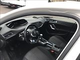 Peugeot 308 1.2 i 81 kW 95 000 km ČR 1.m - náhled 7