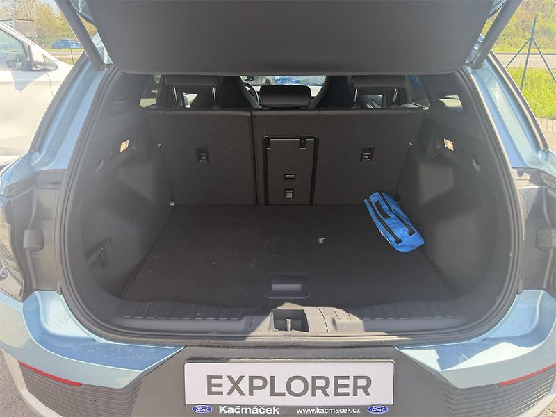 Ford Explorer Premium, SUV, 77 kWh prodlouže - fotka 12 z 22