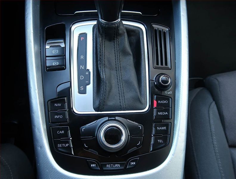 Audi Q5 (2012) 2.0 TDI, 4X4, Automat - fotka 19 z 19