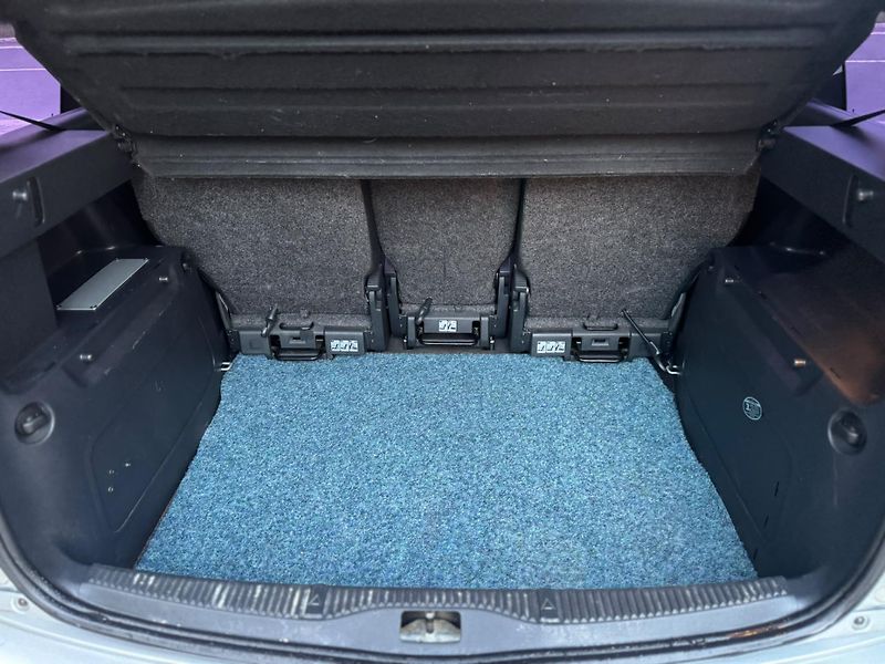 Škoda Roomster 1.6TDI ROZVODY TAŽNÉ KLIMA   - fotka 8 z 25