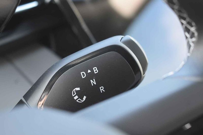 Nový Ford Explorer jsme již mohli vyzkoušet na středočeských silnicích