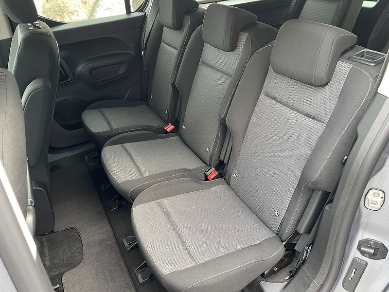 Toyota ProAce City Verso 1.5L MT - fotka 10 z 16