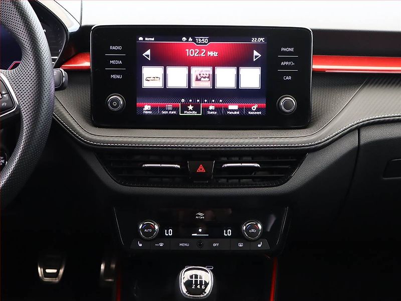 Škoda Fabia (2023) Monte Carlo 1.0 TSI - fotka 10 z 19