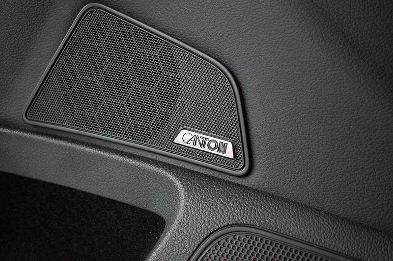Škoda Superb TDI 147kW 4x4*L&K*WEBASTO*ČR 1 - fotka 17 z 48
