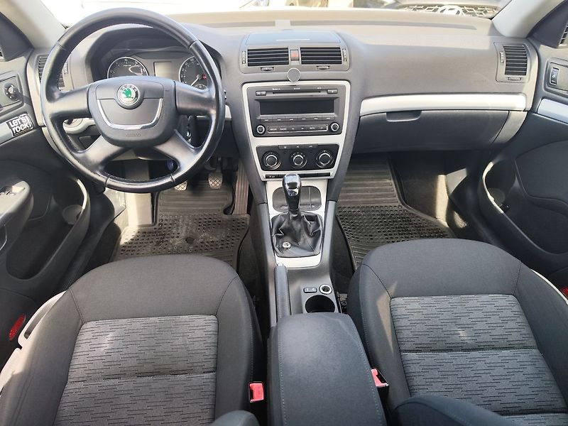 Škoda Octavia 1.4 TSi/90kW Ambition - fotka 13 z 23