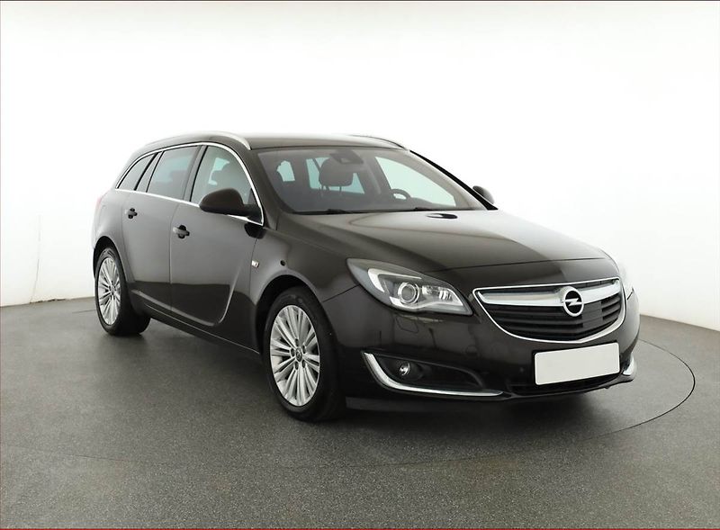 Opel Insignia (2015) 2.0 CDTI, 4X4, Automat - fotografie inzerátu
