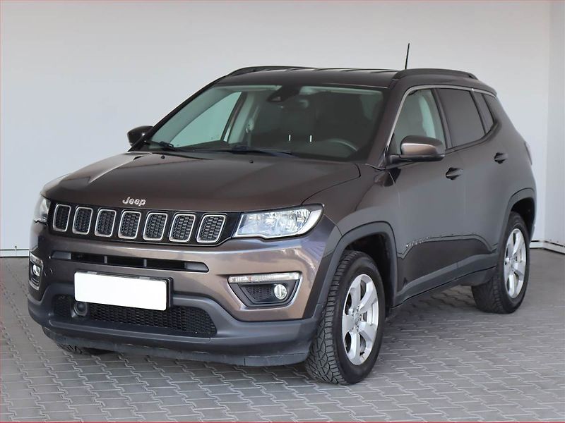 Jeep Compass (2019) 1.6 MultiJet, Tempomat - fotka 2 z 21