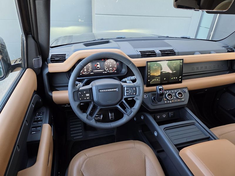 Land Rover Defender 110 P525 CARPATHIAN-MAXvýbava - fotka 9 z 49