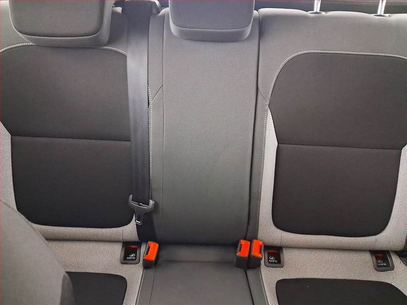 Škoda Fabia (2016) 1.4 TDI, Serv.kniha - fotka 10 z 15