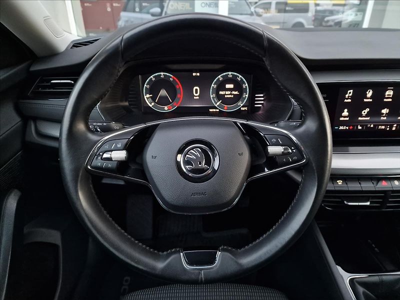 Škoda Octavia 2.0TDI Combi, původ ČR,1.Maj. - fotka 21 z 50