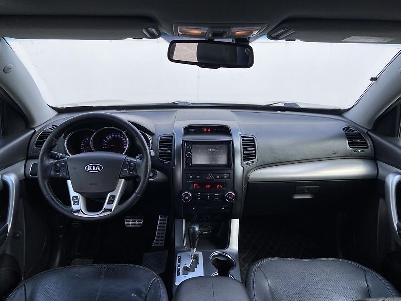Kia Sorento 2.2 CRDI 145kW AWD AT Premium - fotka 5 z 23
