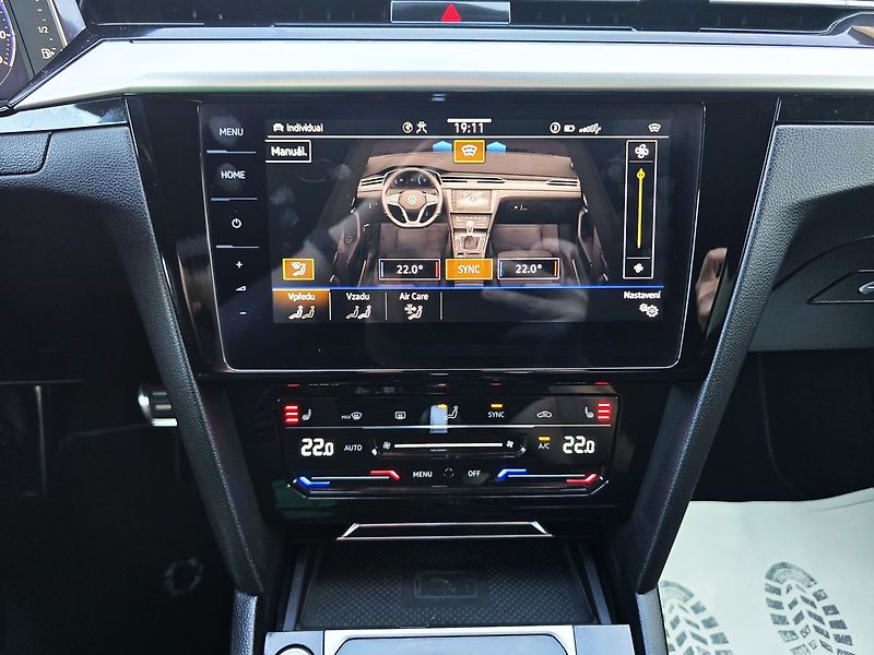 Volkswagen Arteon FL. R-LINE 147kW 4x4 DSG KŮŽE - fotka 23 z 49
