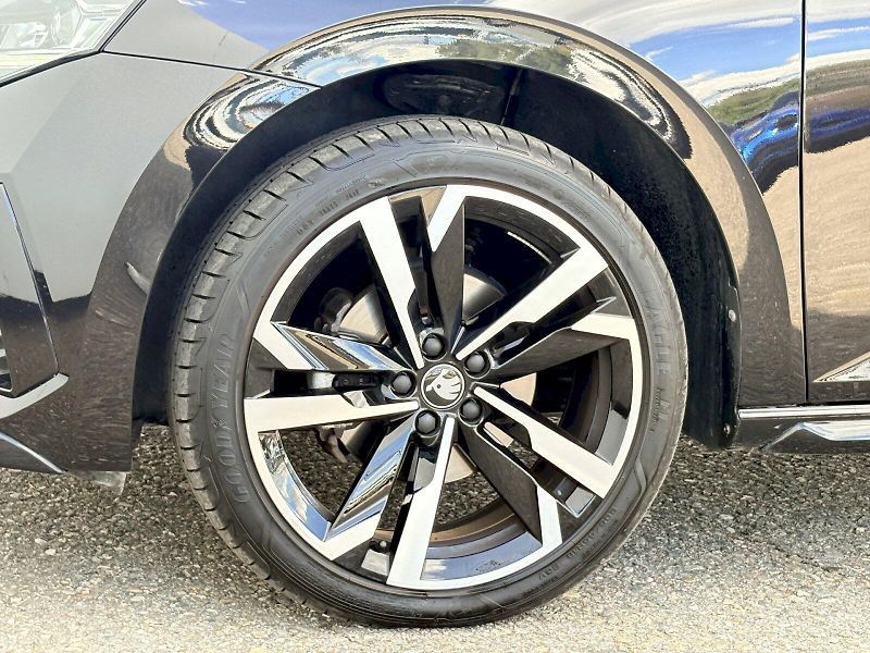 Škoda Scala (2025) DSG 1.5 TSI / 110 kW / MONTE C - fotka 25 z 29