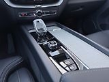 Volvo XC60 T8 AWD RECH.*ULTRA / REZERVACE - náhled 29