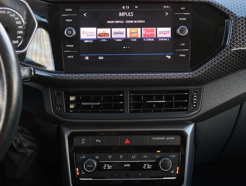 Volkswagen T-Cross (2019) 1.0 TSI, Serv.kniha, Tempomat - fotka 12 z 19