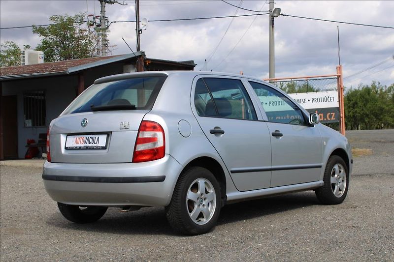Škoda Fabia 1,4 i 16V  ROZVODY, STK 2/2028 - fotka 5 z 27