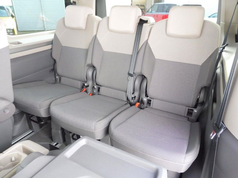 Volkswagen Multivan (2025) Long Life 1,5 TSI PHEV 180kW D - fotka 21 z 30