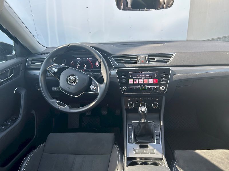 Škoda Superb (2023) COM GRT STY TD 110/2.0 6MP - fotka 5 z 30