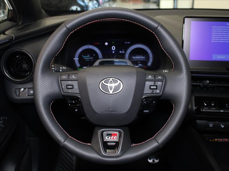 Toyota C-HR 2,0 Hybrid 178k.4x4 GR 6320km! - fotka 9 z 28