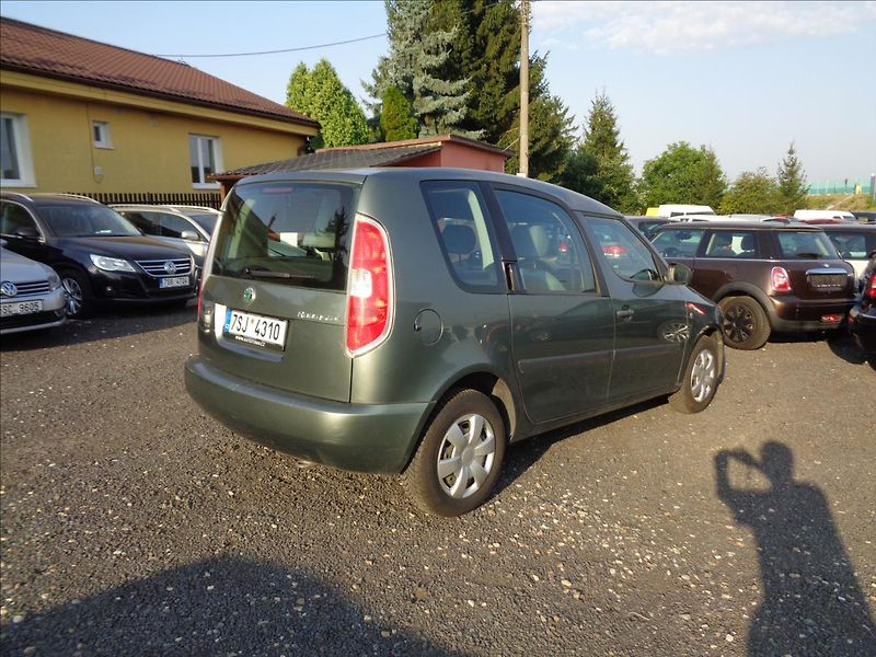 Škoda Roomster 1,2   HTP 51kw - fotka 13 z 14