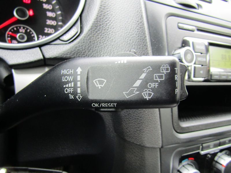 Volkswagen Golf (2010) 1.2 TSI 77kW TOP QUALITY - fotka 30 z 35