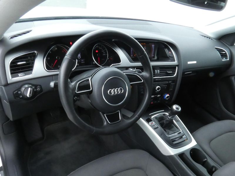 Audi A5 2.0 TDI 130 kW quattro - fotka 5 z 30