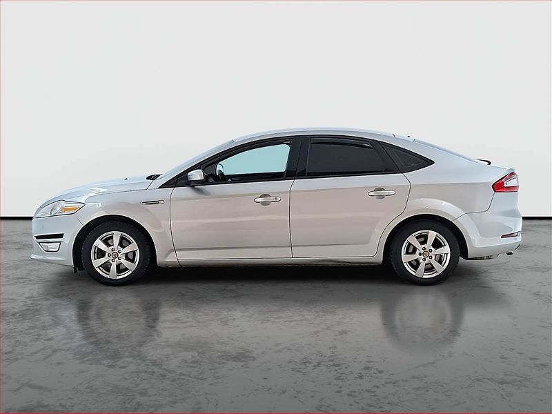 Ford Mondeo (2010) 1.6 i, po STK, v dobrém stavu - fotka 3 z 15