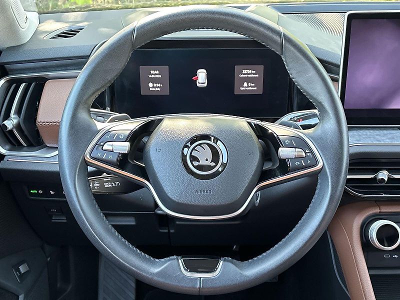 Škoda Kodiaq (2024) 2.0 TDI 4x4 DSG Exclusive Sele - fotka 6 z 36