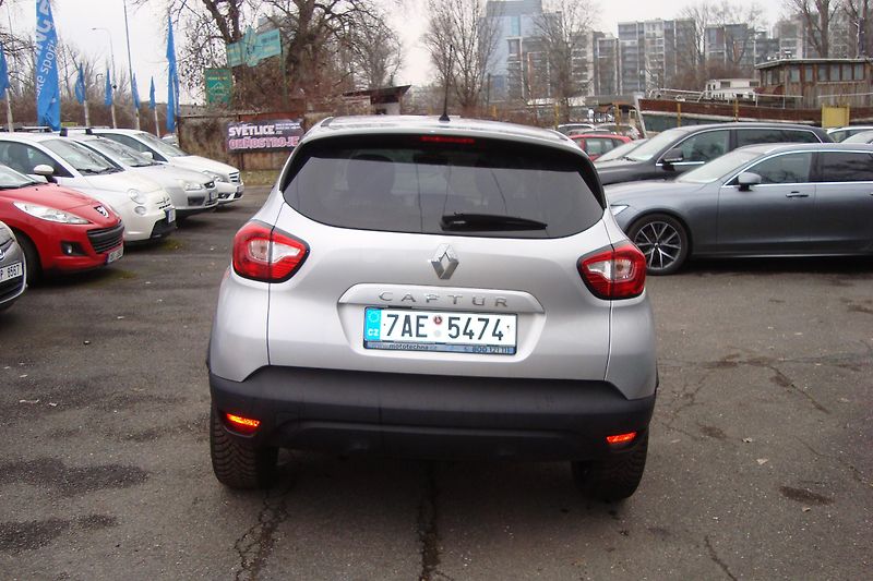 Renault Captur (2017)  0.9 Limited - fotka 6 z 66