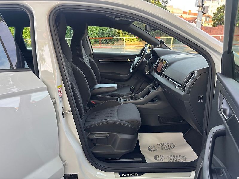 Škoda Karoq 2.0TDI.Sportline.MAN6.TAŽNÉ.ZÁ - fotka 23 z 55