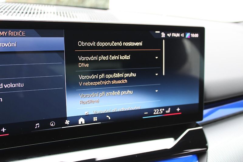 BMW Řada 5 540d xDrive Sedan - fotka 17 z 23