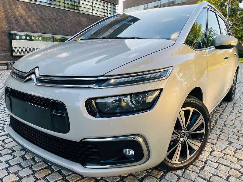 Citroën Grand C4 Picasso 2.0HDi MAN 7MÍST KAMERA TAŽNÉ - fotka 2 z 54
