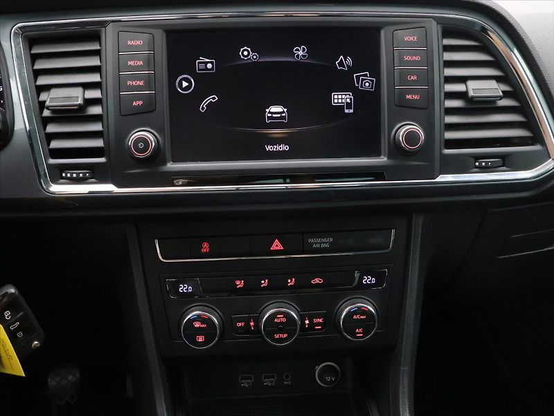 Seat Ateca 2,0 TDI LED 4Drive CZ Style - fotka 18 z 28