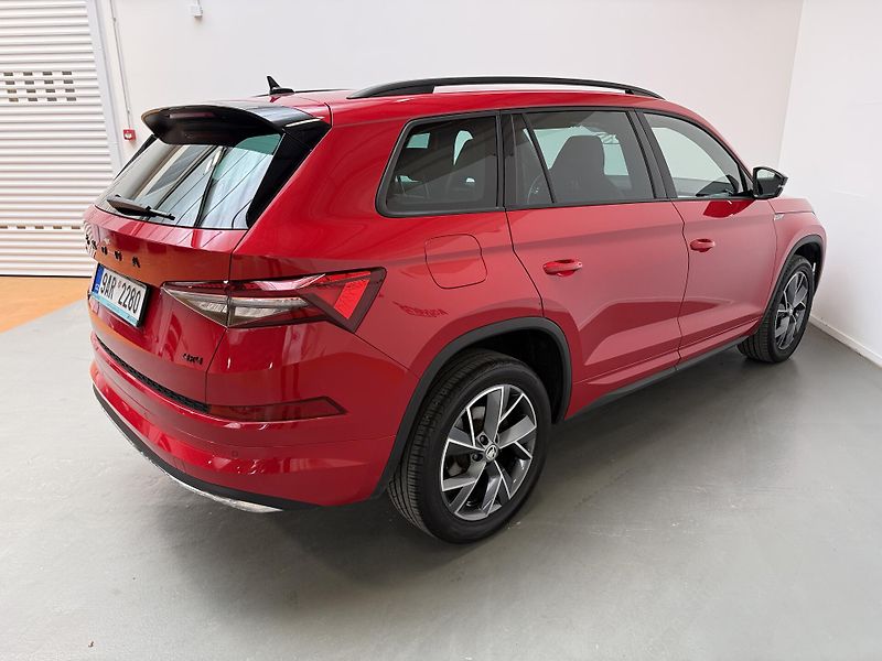 Škoda Kodiaq 2.0 TDI 147 kW Sportline 4x4 D - fotka 4 z 15