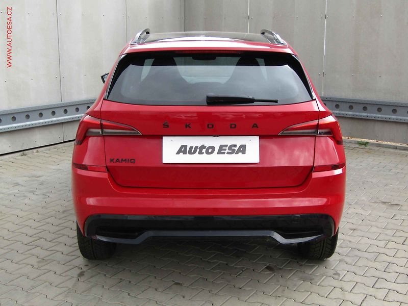 Škoda Kamiq (2021) 1.5 TSi, Monte Carlo, DSG - fotka 5 z 22