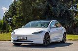 Tesla Model 3 - náhled 1