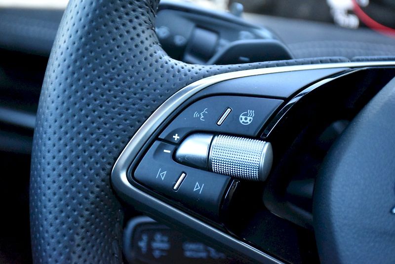 Škoda Superb (2025) Sportline 2.0 TSI 150 kW DSG - fotka 24 z 29