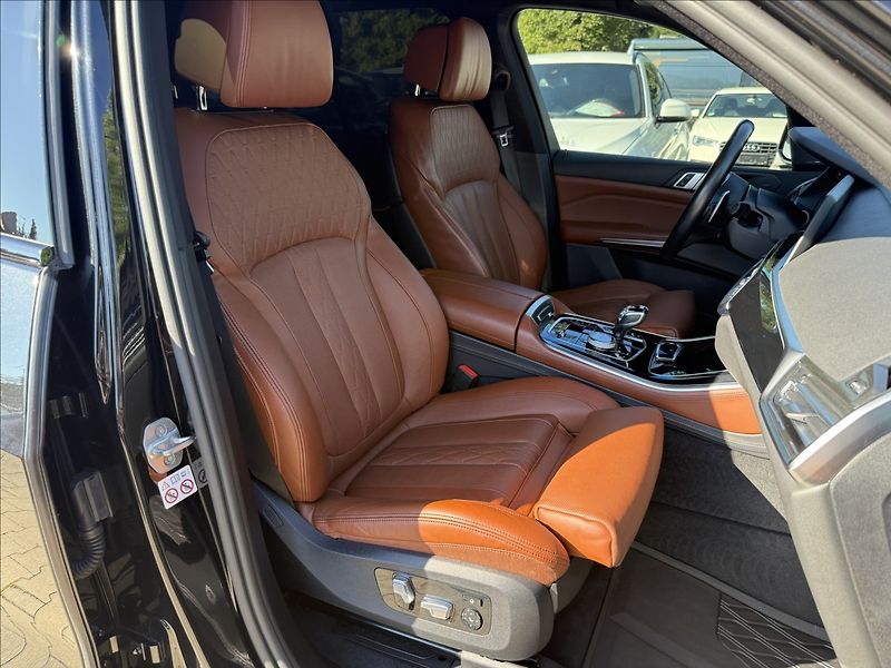 BMW X5 30d Msport 7 Míst Vzduch - fotka 9 z 30