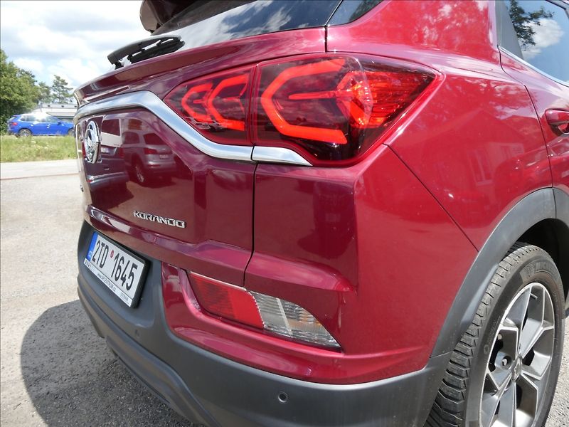 SsangYong Korando 1,5 T-GDI 120kW Automat,Style - fotka 9 z 39