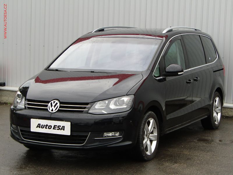 Volkswagen Sharan (2011) 2.0 TDi, Highline, DSG - fotka 3 z 25