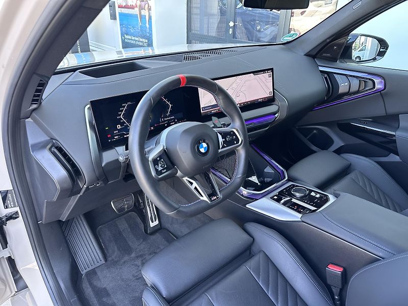 BMW X3 M50 xDrive - fotka 13 z 31
